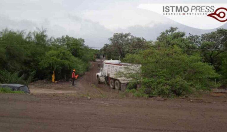Despoja Marina cerro a Juchitán, Oaxaca para beneficiar obra de Línea K del Interoceánico