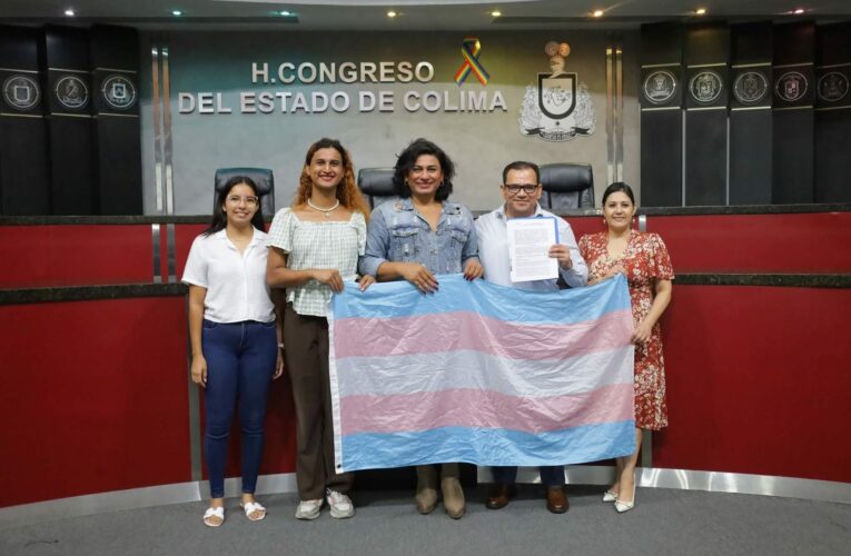 IMSS niega cirugía a mujer trans en Colima