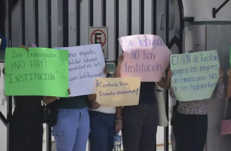 Trabajadores del Registro Nacional Agrario protestan en Mérida: Denuncian despidos injustificados (Yucatán)