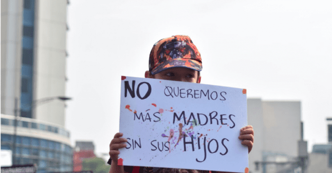 Madres de desaparecidos marchan en siete estados