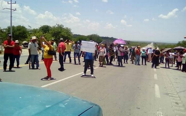 Convertiremos la Huasteca en un infierno de lucha contra el “fracking”: MHD (San Luis Potosí)