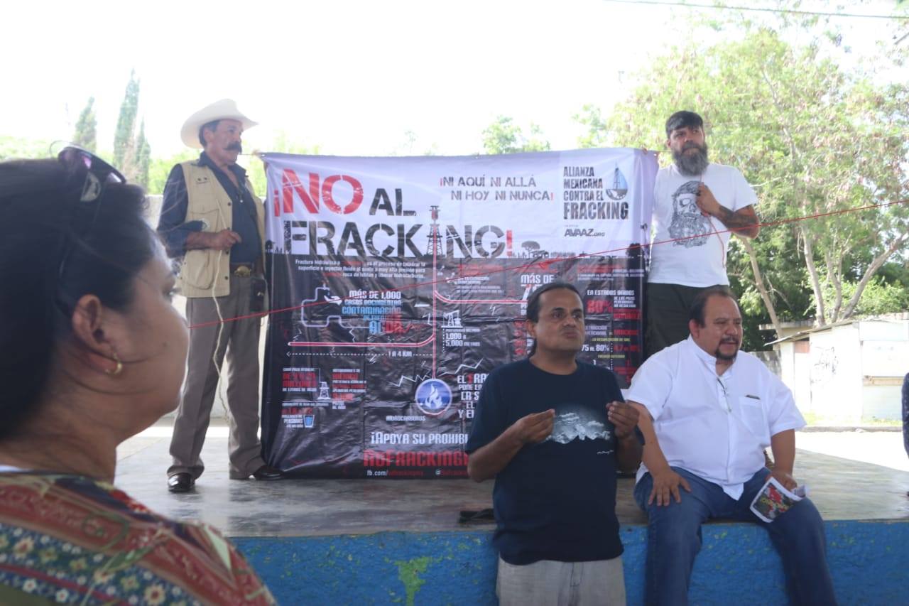 Hay 105 pueblos en Cadereyta con riesgo de fracking (Nuevo León)