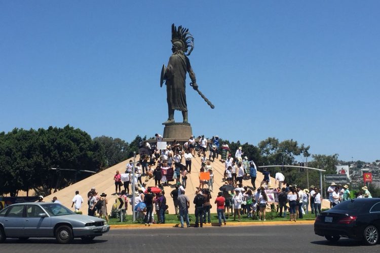 Realizan marcha contra la inseguridad y violencia en Tijuana (Baja California)