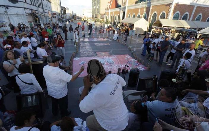 Realizan vigilia por desaparecidas (Chihuahua)