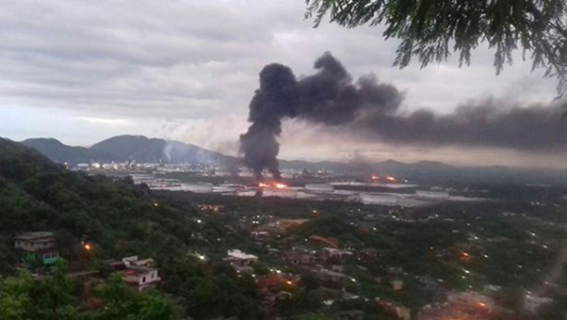 Mata refinería a playas del Istmo (Oaxaca)