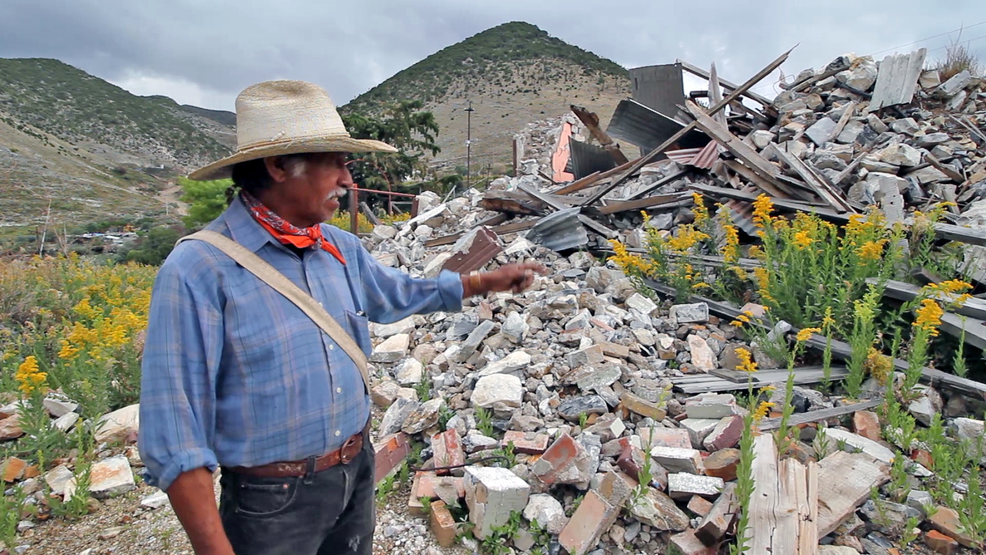 El campesino que lucha contra una minera de Carlos Slim para impedir la desaparición de su pueblo (Zacatecas)