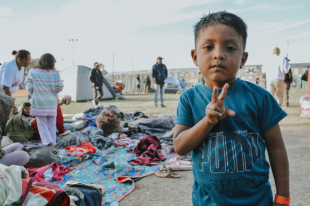 “Lo único que queremos es paz”. Crónicas de odio y solidaridad frente a la caravana migrante en Tijuana