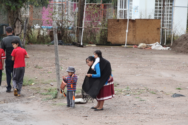 Pagan alumbrado pero no lo tienen (Durango)