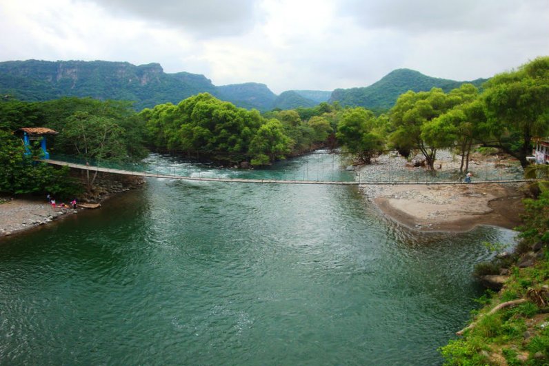 Continúan proyectos mineros e hidroeléctricos en Veracruz, advierten