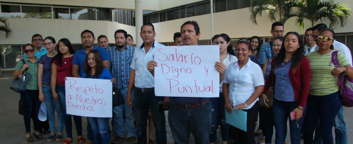 Exigen maestros de EMSAD y Telebachillerato, pago de quincenas atrasadas (Colima)