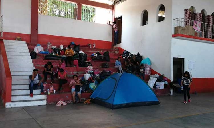 Sigue éxodo de familias de pueblos de la sierra de Leonardo Bravo por la violencia (Guerrero)