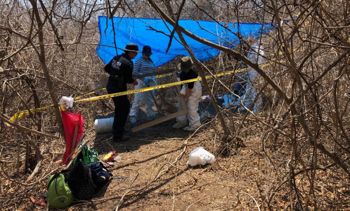 Dejan sin recursos a buscadoras de fosas (Guerrero)