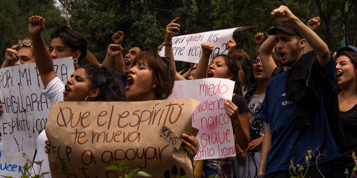 Escuelas de la UNAM se movilizan por feminicidio de Aideé Mendoza (Ciudad de México)
