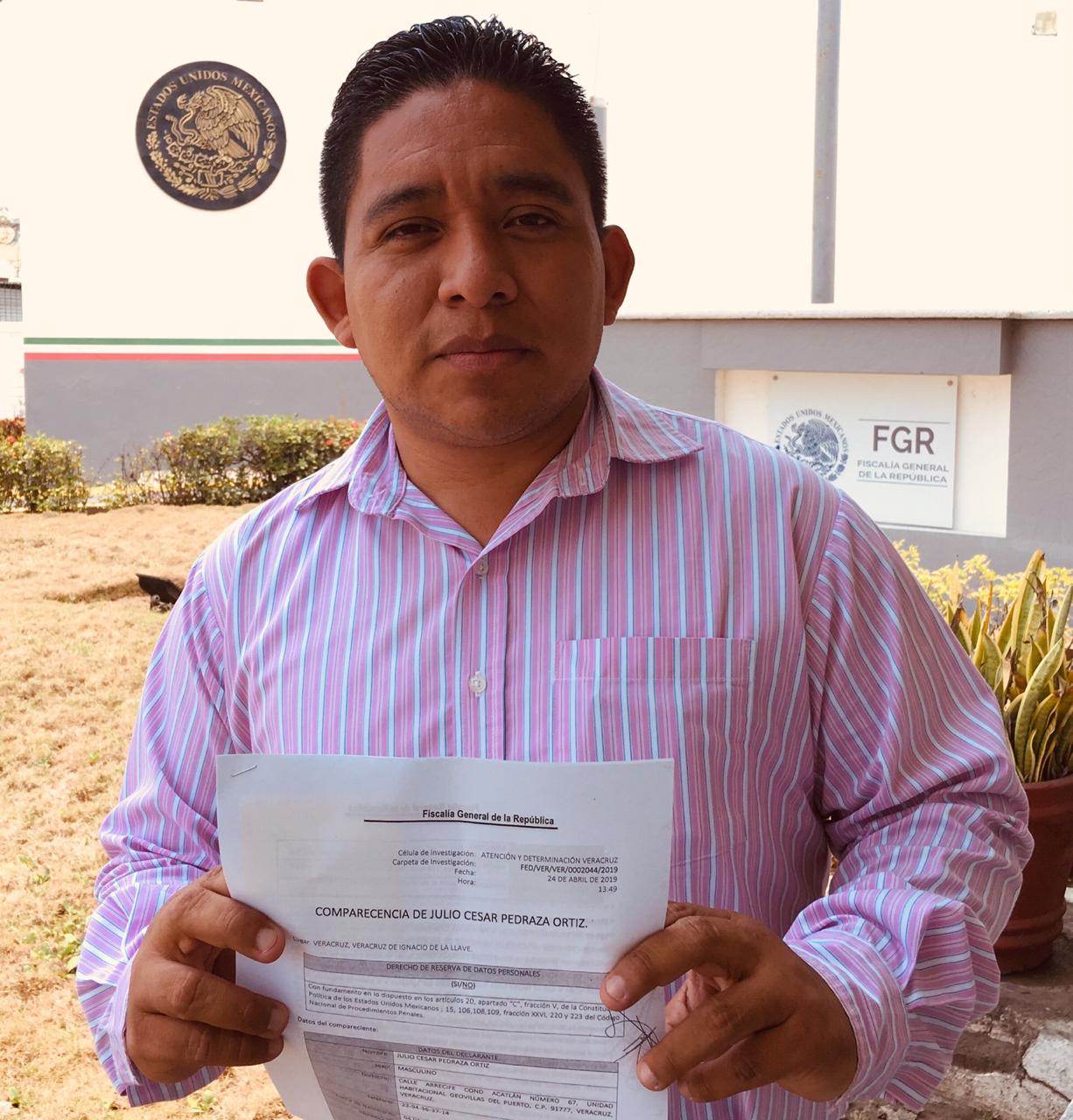 Declara locutor Julio César Pedraza ante FGR por amenazas de muerte ante críticas a gobierno estatal (Veracruz)