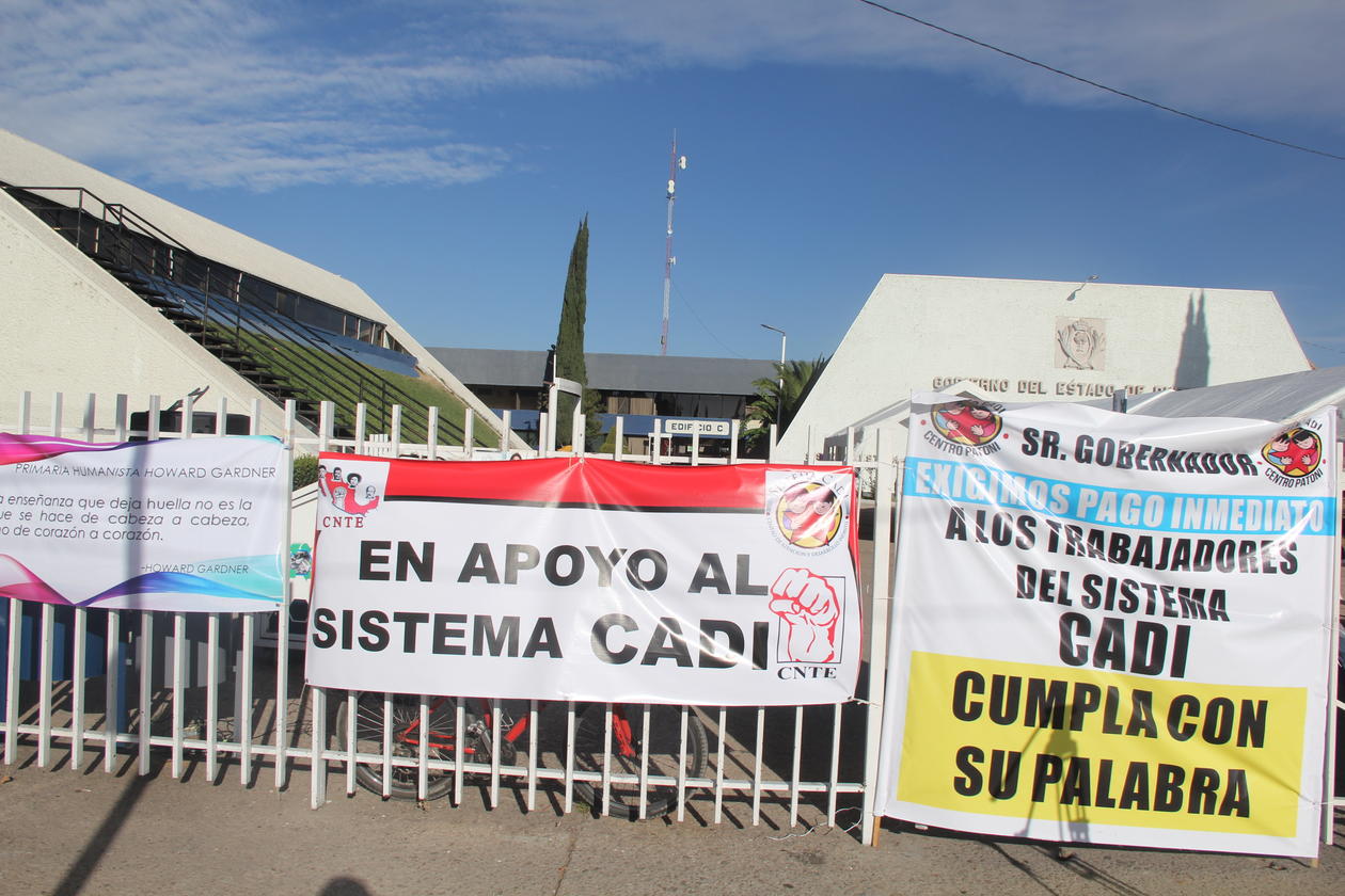 Continúa huelga en la Secretaría de Educación de Durango