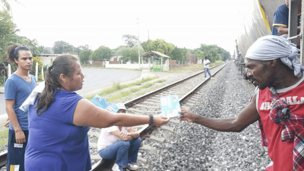 Ante militarización los migrantes se arriesgan por rutas más peligrosas, advierte líder de Las Patronas