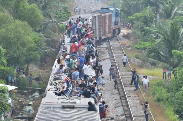 Flujo migratorio no cesa en el sur de Veracruz, pese a los operativos