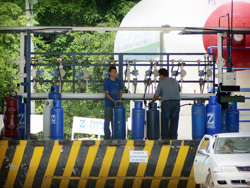 Trabajadores de gasera denuncian acoso laboral (Campeche)