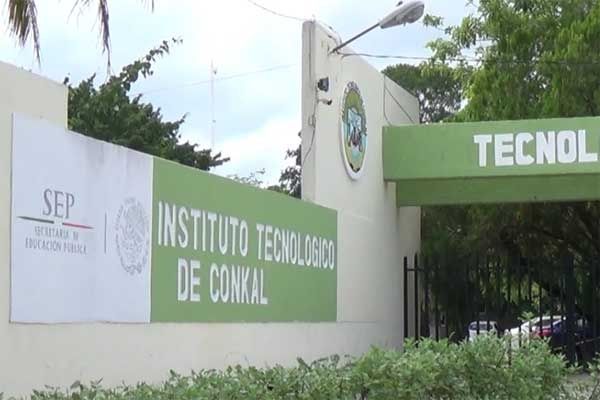 Maestros de Yucatán denuncian que solo reciben el 70% de su sueldo