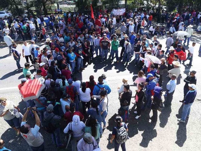 CNTE marcha en Morelia por atraso de pagos