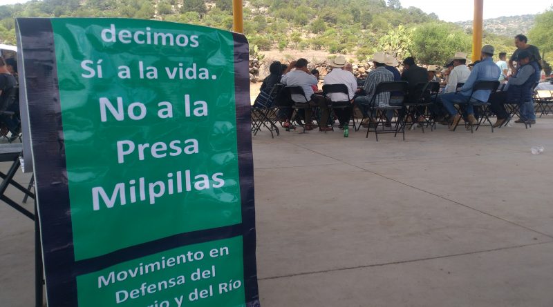 Activistas se manifiestan contra Victoriana Espinoza (Jiménez del Teul, Zacatecas)