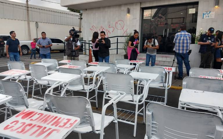 Exigen justicia por el feminicidio y desaparición de estudiantes (Jalisco)