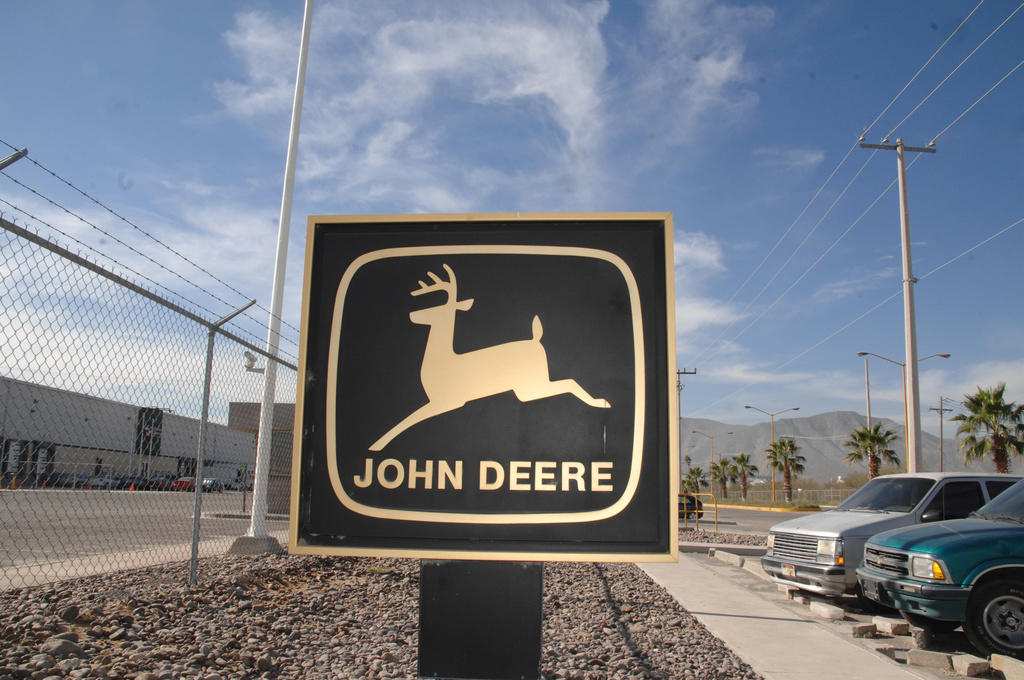 Confirman despido masivo de trabajadores en planta John Deere de Torreón (Coahuila)