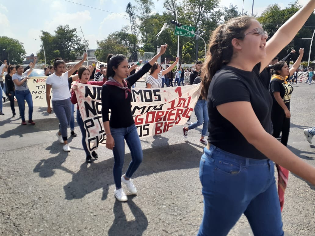 Exigen becas alimenticias para las estudiantes de la Normal de Atequiza; solo se da apoyo a los varones (Jalisco)