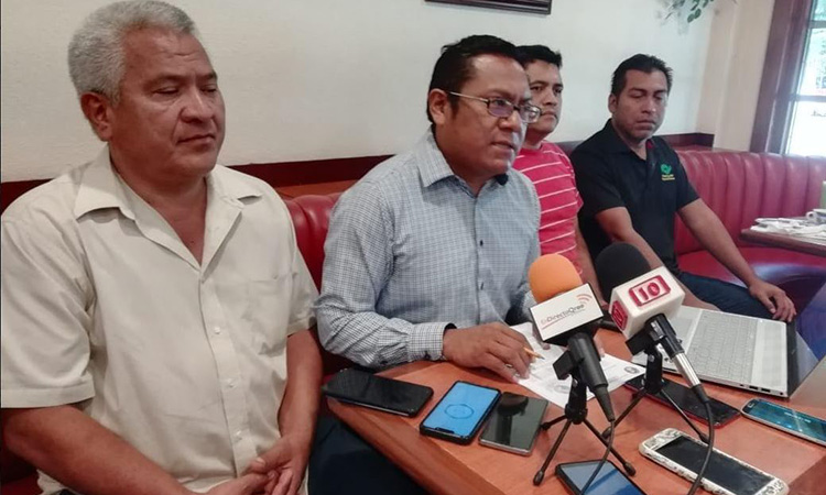 Maestros de Conalep de Cancún, de brazos cruzados; piden auditoría a director general
