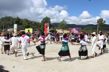 “Todo es movimiento” – Segundo día del CompArte de Danza “Báilate otro mundo”