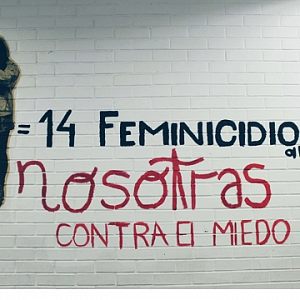 Protesta gráfica en Ciencias Políticas: las paredes se limpian, ellas no vuelven (Ciudad de México)