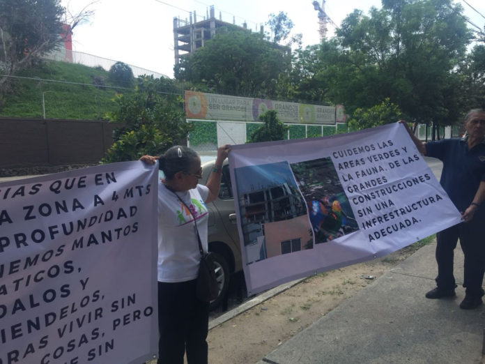 Vecinos de San Rafael piden se cumpla la suspensión de la construcción del complejo habitacional, Gran San Rafael (Jalisco)