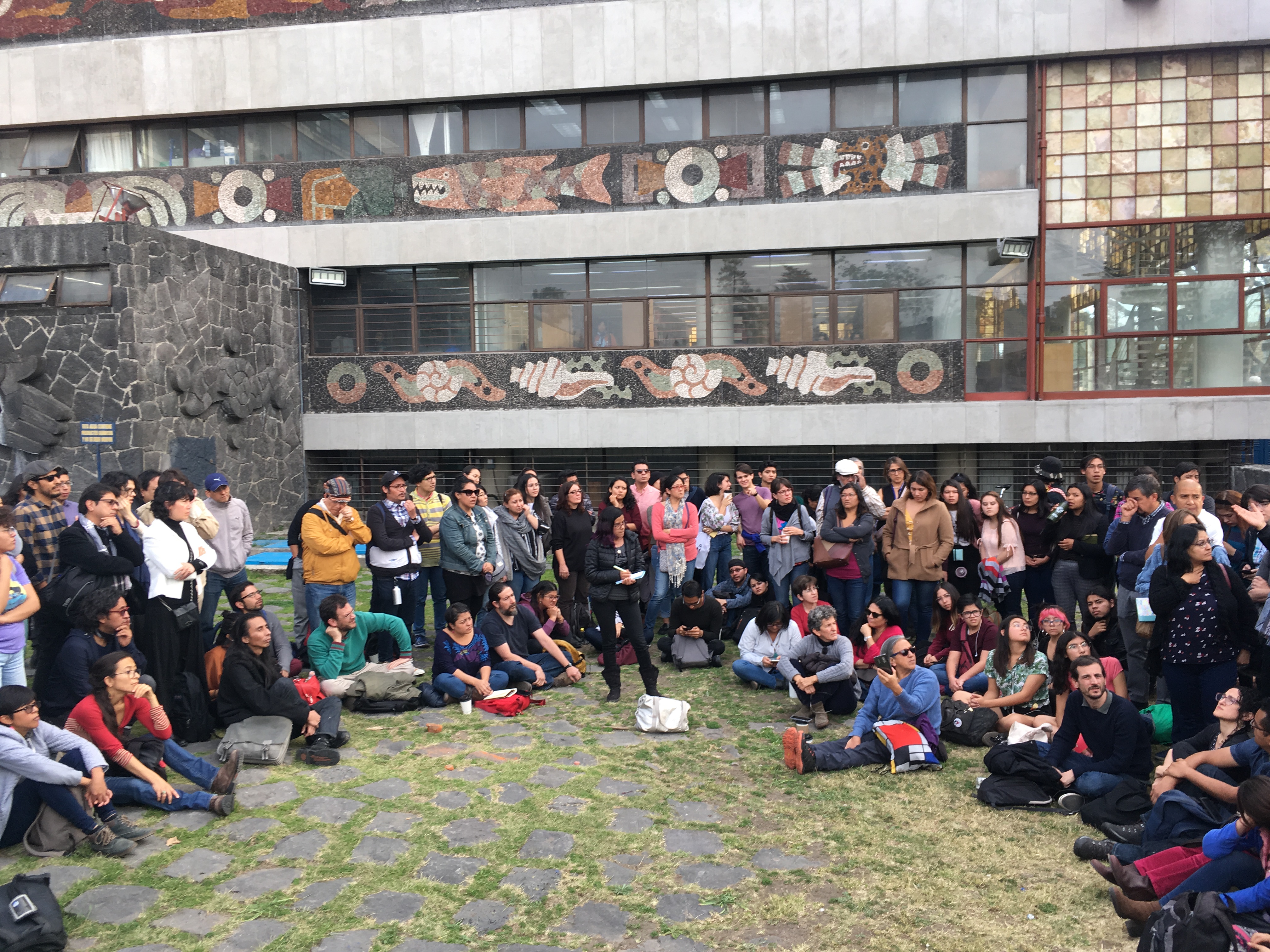 Profesores de FFyL rechazan evaluar como medida de presión contra paristas (Ciudad de México)