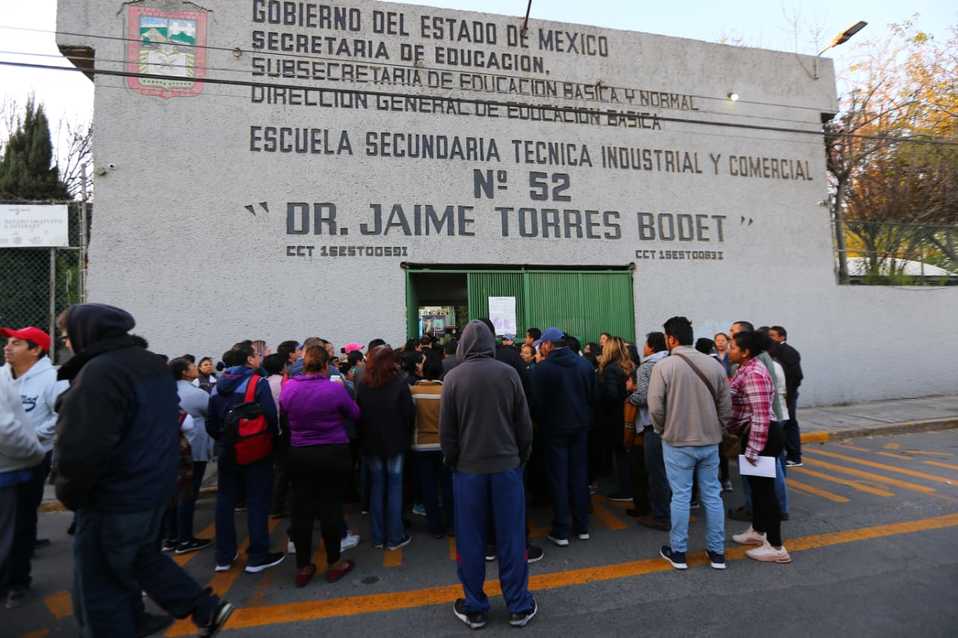 En Cuautitlán, alumnas protestan contra acoso de compañeros (Estado de México)