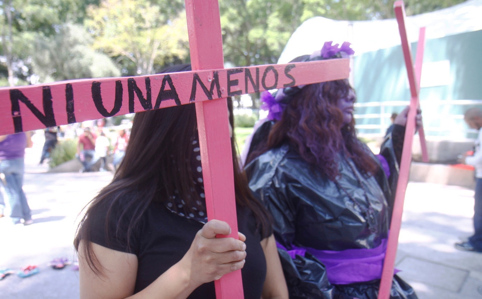 Marchan para exigir fin a la violencia contra las mujeres (Estado de México)