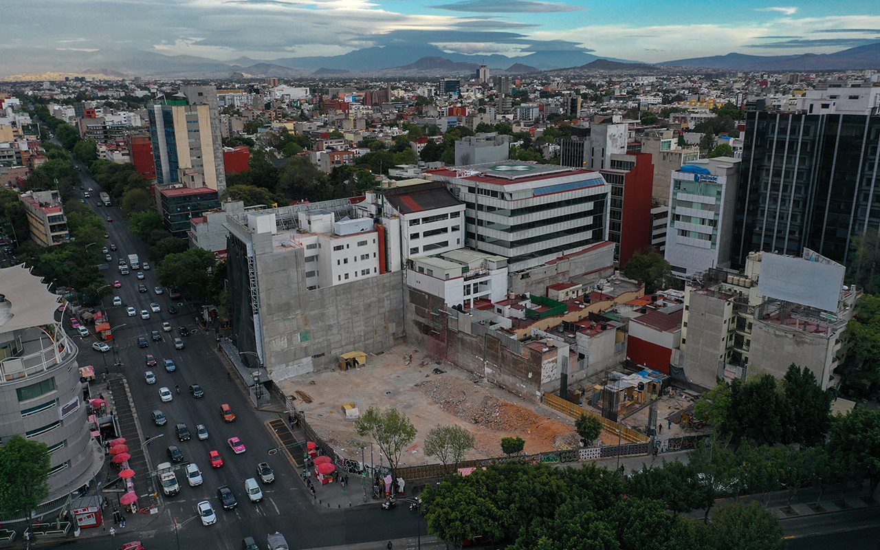 Nuevas construcciones inmobiliarias burlan control de agua en CDMX