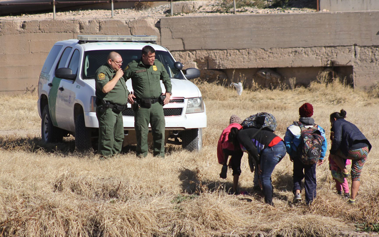 Salvadoreños son deportados a la muerte