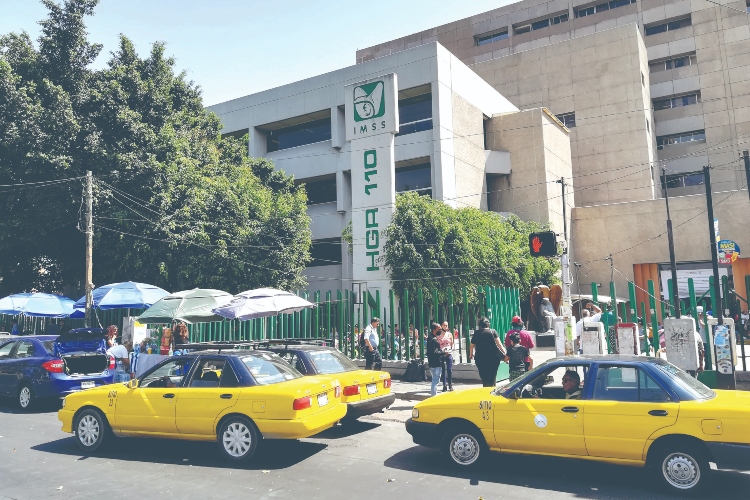 Trabajadores del IMSS exigen medidas e insumos (Jalisco)