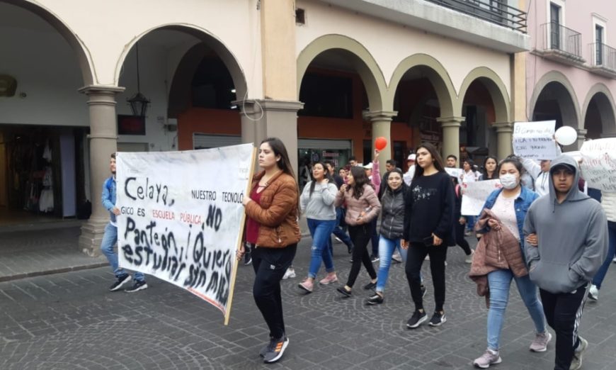 Estudiantes marchan en Celaya para exigir seguridad: “no queremos sobrevivir, queremos vivir”