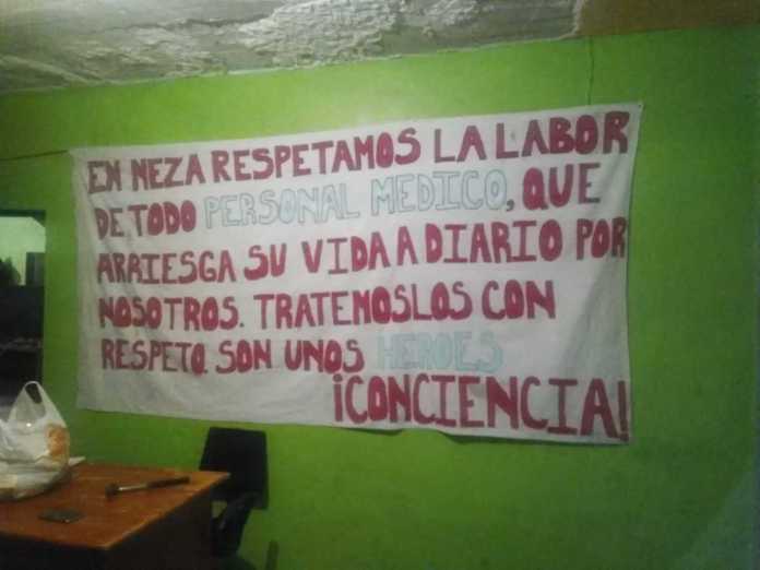 VECINOS DE NEZA Y CHIMALHUACÁN REGALAN ALIMENTOS E INSUMOS A MÉDICOS Y POBLADORES (Estado de México)