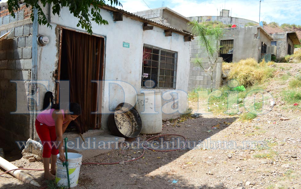 Inician tandeos en colonias que no tenían desabasto (Chihuahua)