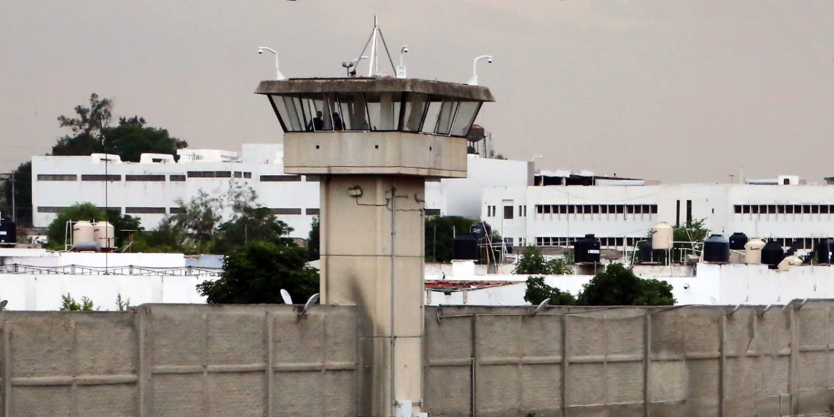 Personal médico de los centros penitenciarios de Jalisco enfrentan al Covid-19 en condiciones precarias