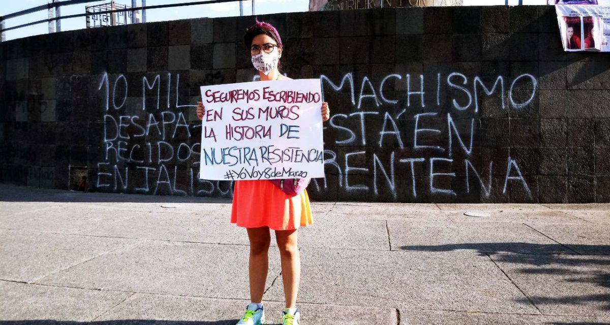 ¡Es un acto de control! Red YoVoy8deMarzo y familiares se pronuncian por retiro de lonas de desaparecidos y limpia denuncias feministas de la glorieta de las y los desaparecidos (Jalisco)