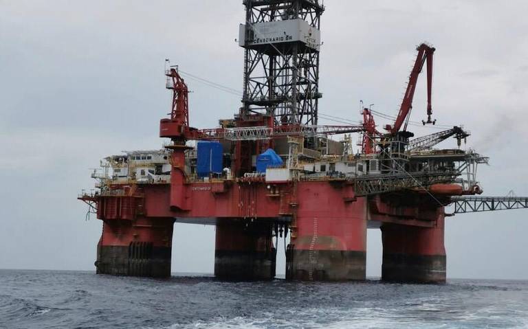 Obreros quedan atrapados en plataformas petroleras frente a costa de Tamaulipas