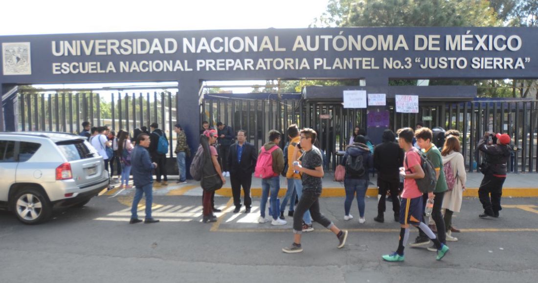 Estudiantes de la Prepa 3 de la UNAM levantan paro luego de 6 meses y entregan las instalaciones (Ciudad de México)