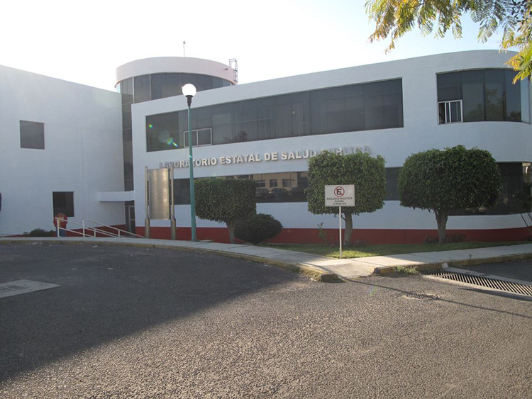 Acusan hostigamiento laboral en Laboratorio Estatal de Salud (Jalisco)