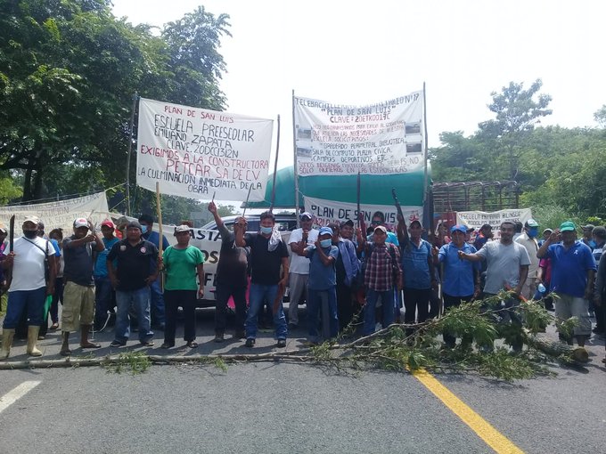 Jornada Nacional de Movilización en Defensa de la Madre Tierra, contra la guerra al EZLN, los pueblos y comunidades Indígenas en Oaxaca