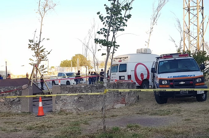 Suspende Fiscalía búsqueda de desaparecidos en pozo; colectivos piden reanudar (Aguascalientes)