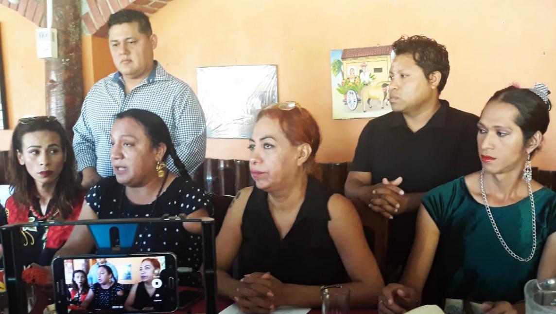 Comunidad Muxe del Istmo exige justicia por transfeminicidio de Giovanna y Shyrley (Oaxaca)