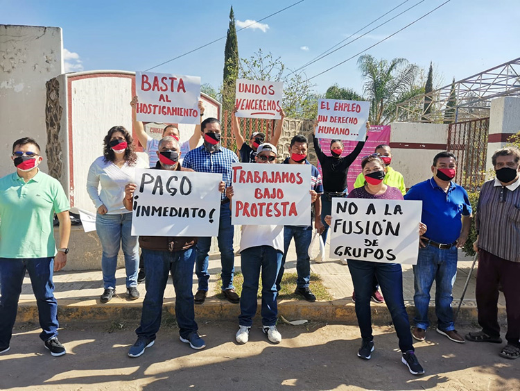 Profesores del Cobaej protestan por falta de pago (Jalisco)